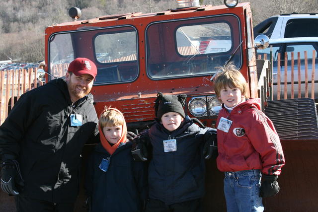 Tracey, Blake, Grayson And Britton In Front Of The Snow Cat.