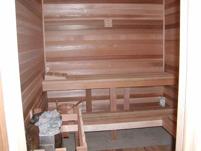 9 Person Sauna In Basement
